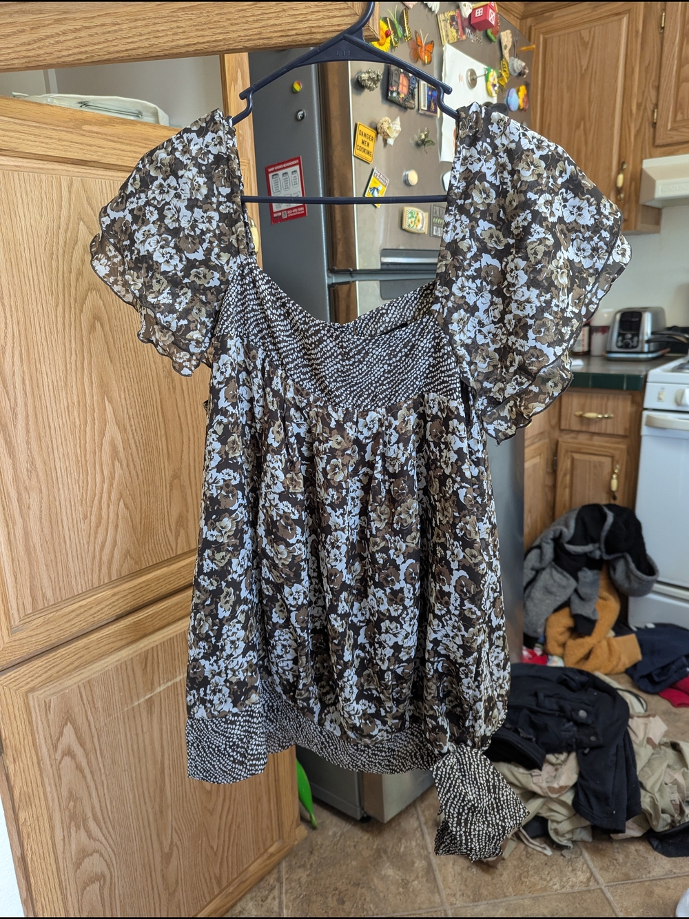 Apt. 9 Brown and White Floral Puff-Sleeve Tunic